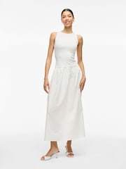 VILA White Drop Waist Sleeveless Balloon Maxi Dress - Image 4 of 4