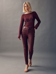 Jagodno rdeča - Long Sleeve Slash Neck Heatseal Sparkle Mesh Top - Slika 2 iz 8