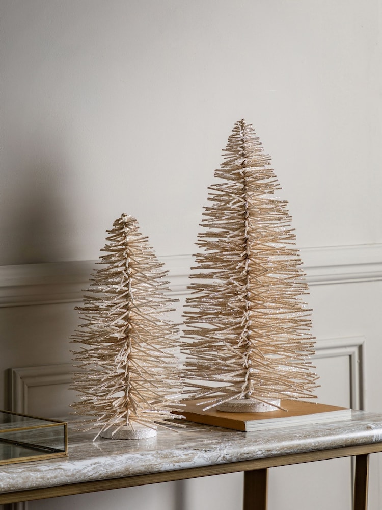 Gallery Home White Sparkling Brush Tree Large White Ornaments - Image 1 of 3