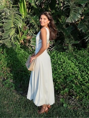 Abercrombie & Fitch Bubble Hem White Midi Dress - Imagen 2 de 7