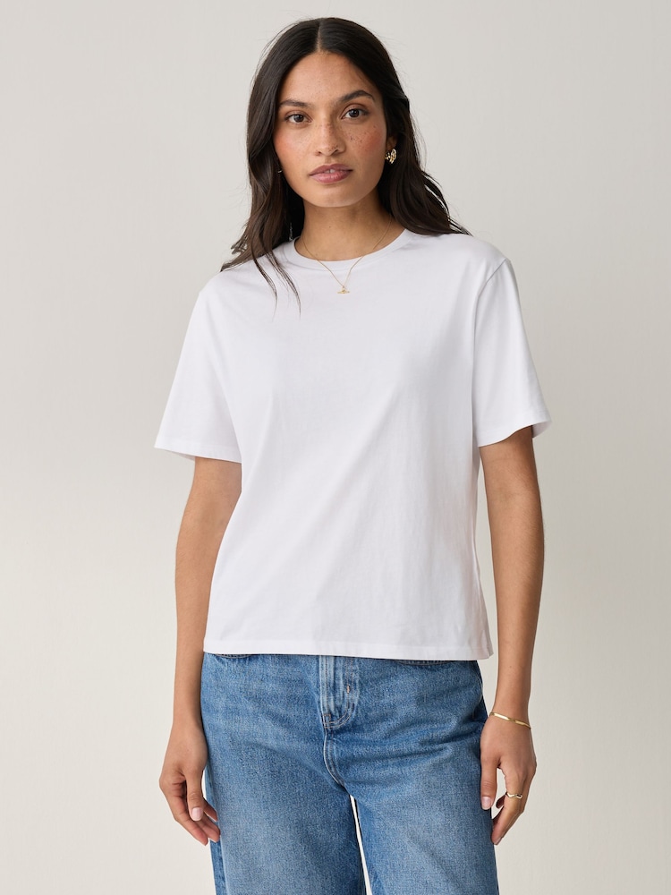 Abercrombie & Fitch Short Sleeve Relaxed 100% Cotton T-Shirt - Image 1 of 4