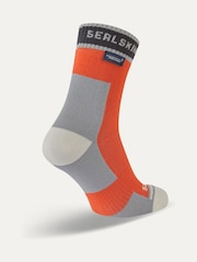 Sealskinz Holverstone Waterproof Ankle Length Lightweight Running Socks - Image 1 of 2