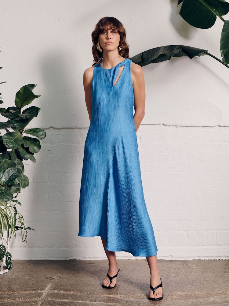 Vivere Blue Zelma Crinkle Sleeveless Dress - Image 4 of 4