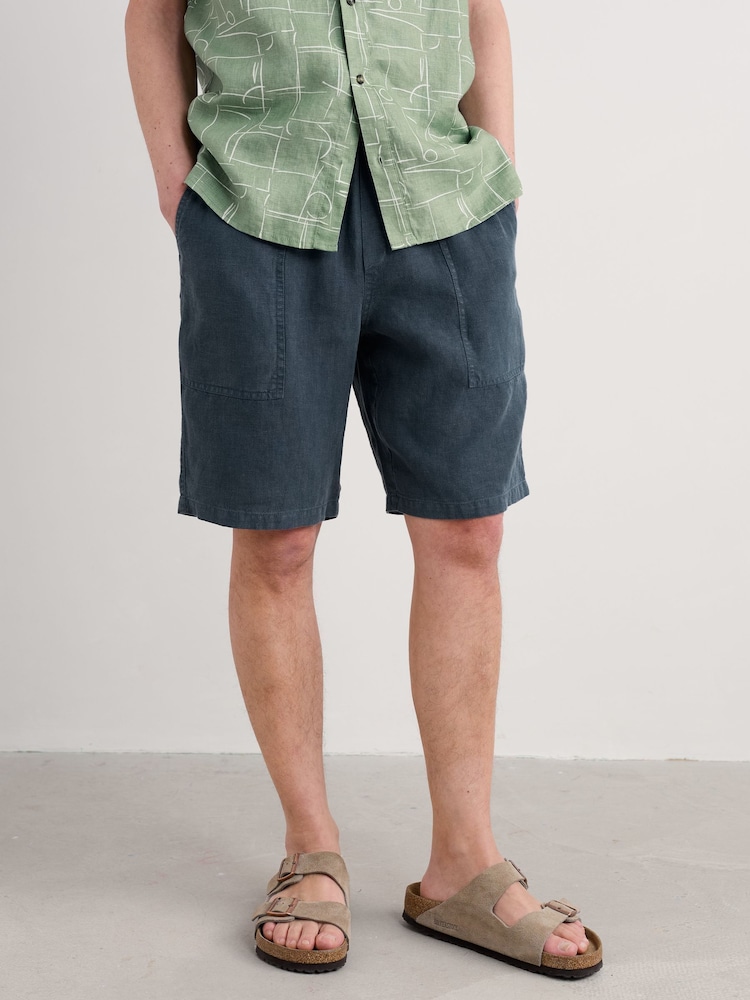Seasalt Cornwall Blue Mens Sandcart 100% Linen Shorts - Image 2 of 5