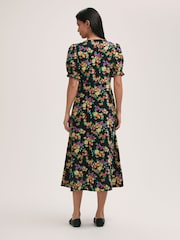 Finery Black Alia Crepe Floral Print Midi Tea Dress - Image 4 of 4