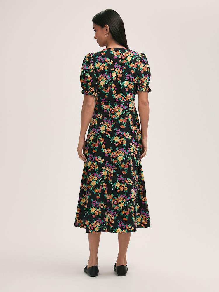 Finery Black Alia Crepe Floral Print Midi Tea Dress - Image 4 of 4