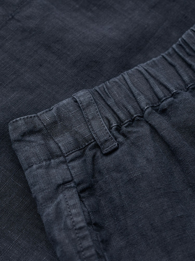 Seasalt Cornwall Blue Clover Bloom 100% Linen Shorts - Image 5 of 5
