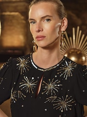 Love & Roses Black Gold RO Embellished Short Sleeve Top - Image 2 of 4