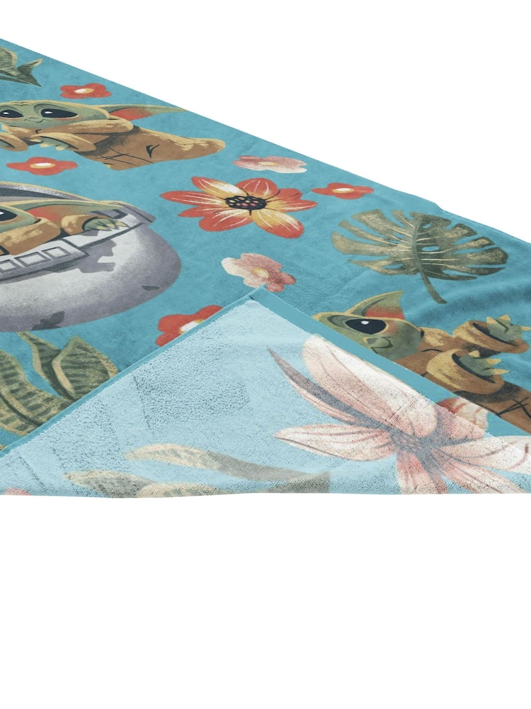 Jay Franco Blue Star Wars The Mandalorian Cotton Beach Towel - Image 5 of 5