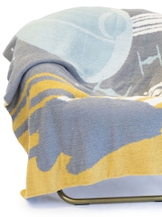 Jay Franco Grey Star Wars Millennium Falcon Fluffy Throw Blanket - Image 2 of 6
