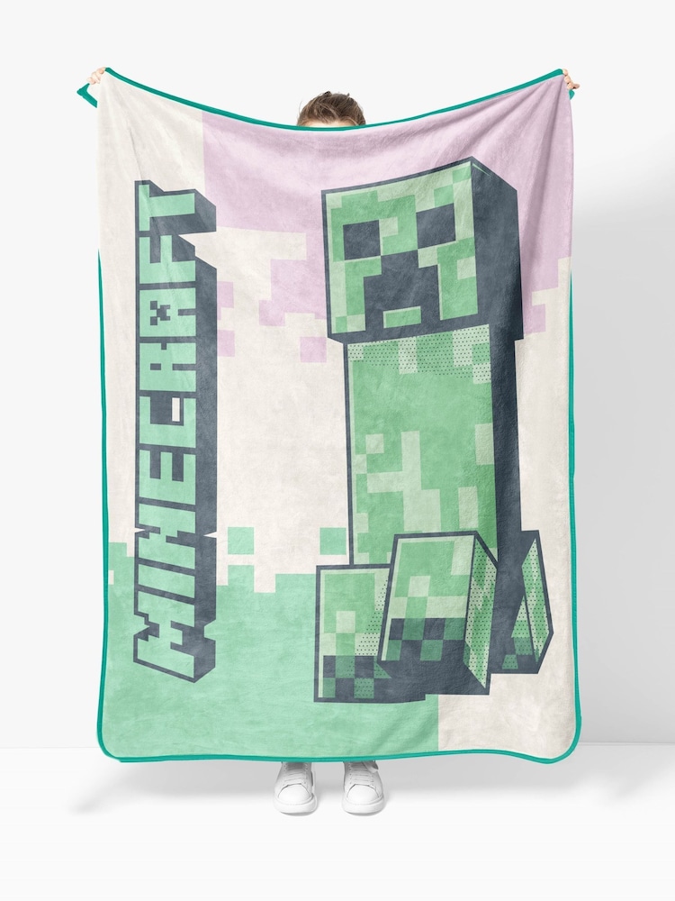 Jay Franco Pink Minecraft Creeper Fluffy Throw Blanket - Image 2 of 6