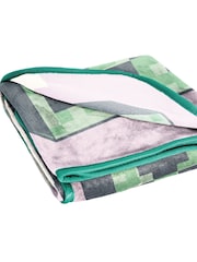 Jay Franco Pink Minecraft Creeper Fluffy Throw Blanket - Image 5 of 6