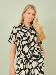 Yumi Black Relaxed Fit Splash Print Shirt - Image 1 of 5
