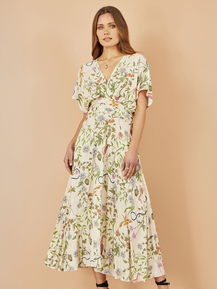 Yumi Natural Floral Print Ruched Waist Midi Dress With Kimono Sleeves - Image 3 of 5