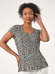 Roman Black Petite Ditsy Print Crinkle V-Neck Top - Image 1 of 5