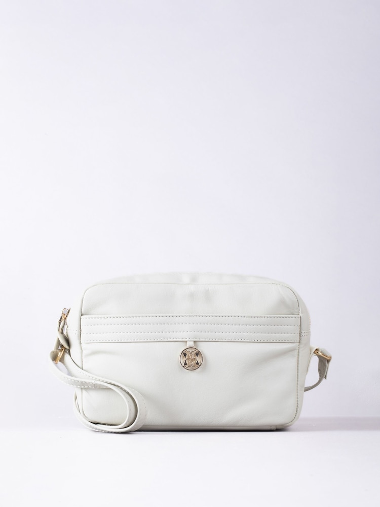 Crema - Lakeland Leather Cartmel Boxy Cross-Body Bag - Imagen 1 de 6 Crema - Lakeland Leather Cartmel Boxy Cross-Body Bag - Imagen 1 de 6