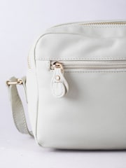 Lakeland Leather Cream Cartmel Boxy Cross-Body Bag - Image 3 of 6