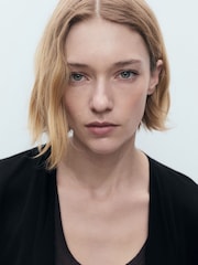 Mango Black Knitted Cropped Cardigan - Image 4 of 7