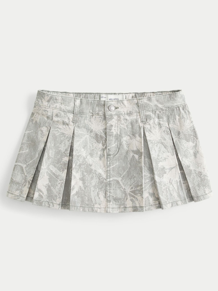 Hollister Grey Camo Low Rise Denim Pleated Mini Skirt - Image 4 of 4