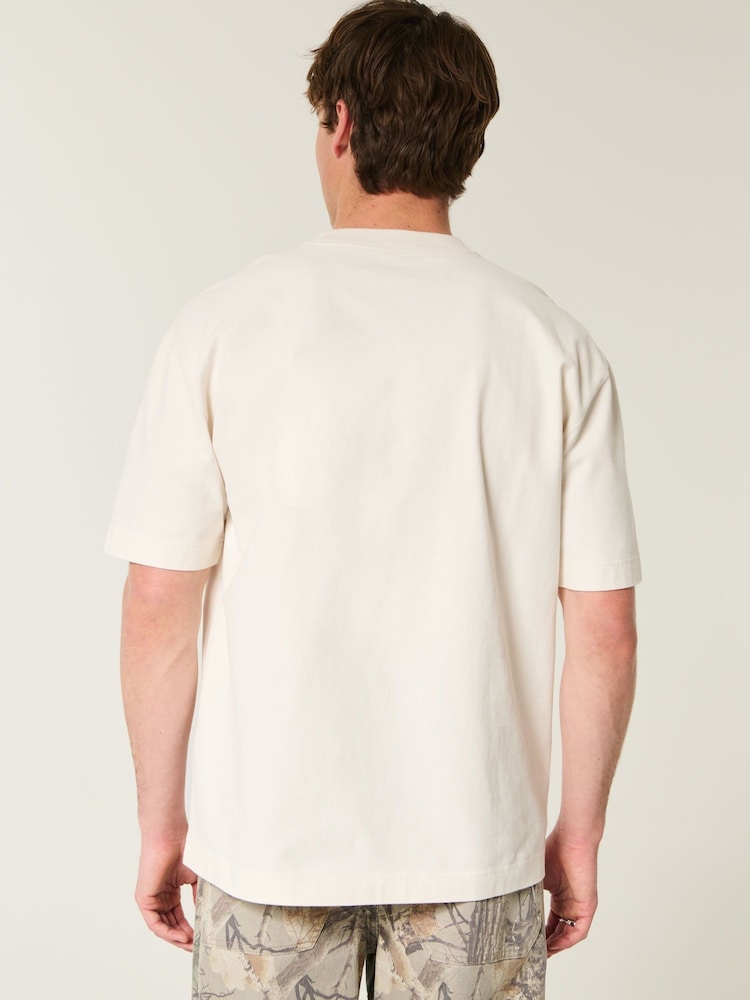 Hollister Heavy Weight Boxy Short Sleeve Destination Graphic Print 100% Cotton T-Shirt - Image 2 of 6