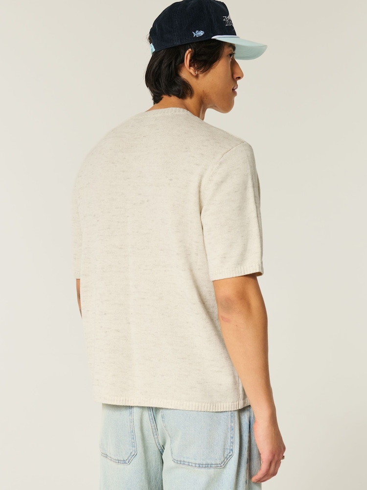 Hollister Cream Lightweight Knitted T-Shirt - Image 2 of 5