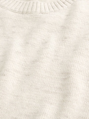 Hollister Cream Lightweight Knitted T-Shirt - Image 5 of 5