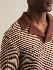 Reiss Tobacco Brown/ Off White Icarus Cotton Textured Knit Stripe Polo Shirt - Image 4 of 6