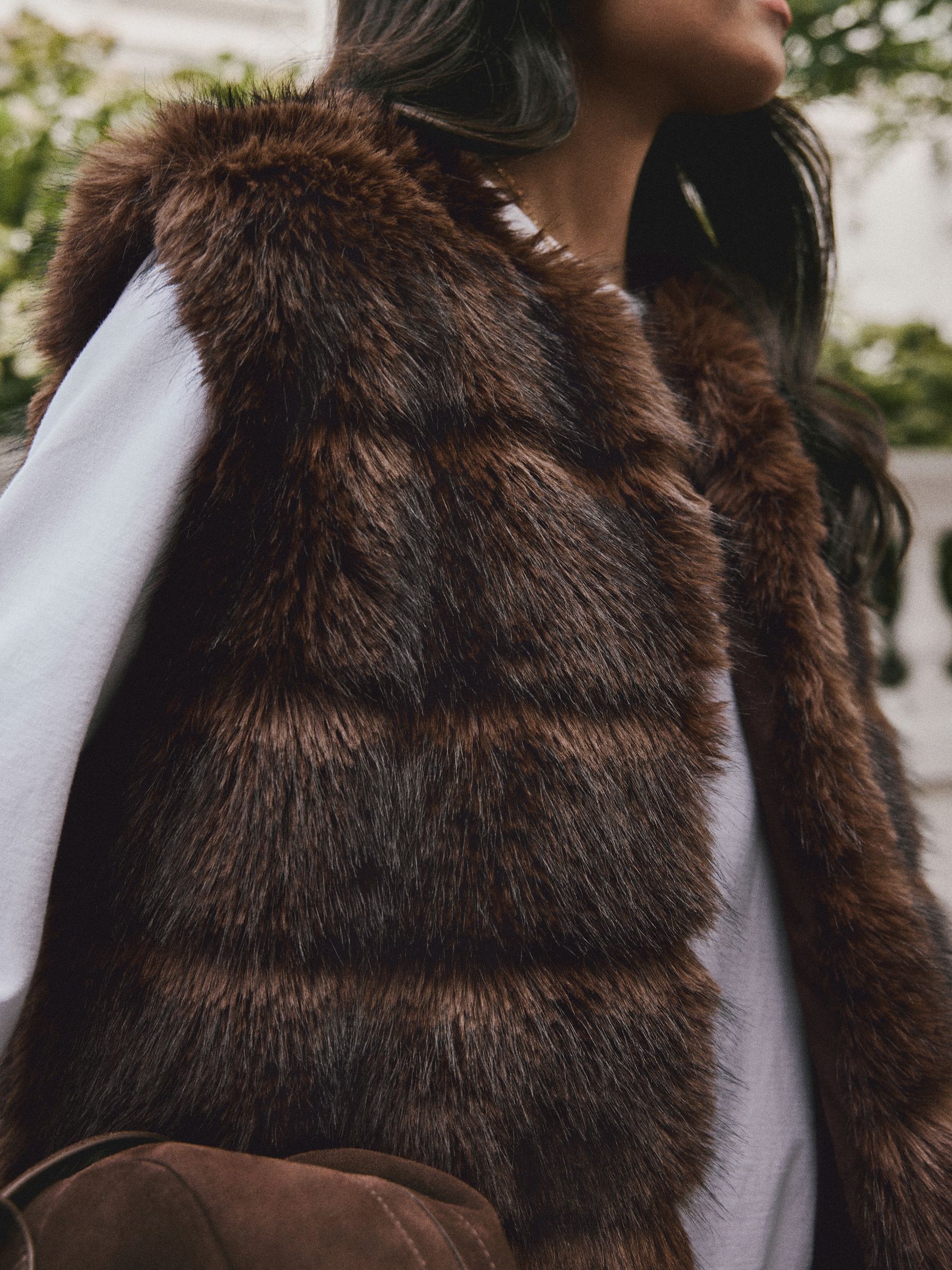 新品 euw nuance collar gilet / brown eaphi 新品 euw nuance collar gilet / brown eaphi 新品 euw nuance collar