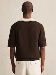 Reiss Dark Brown/Stone Donovan Cotton Textured Knit Contrast Polo Shirt - Image 4 of 5