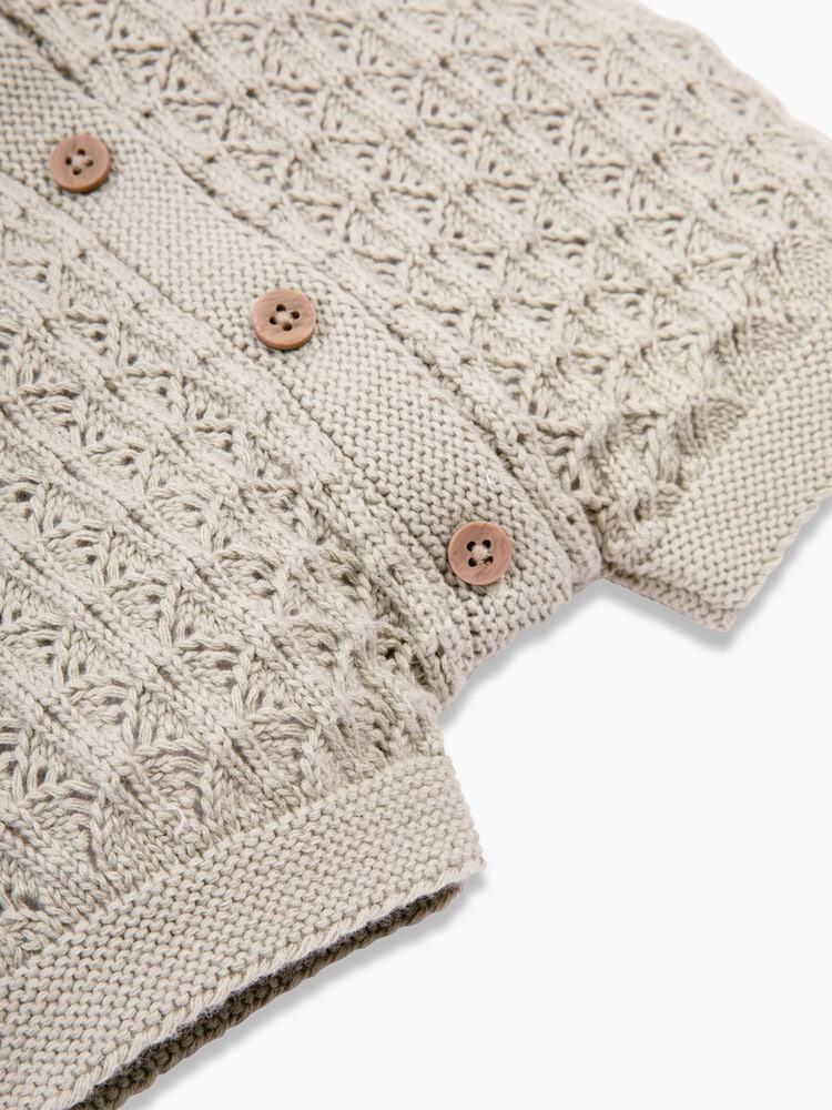 Natural - The Little Tailor Baby Scallop Design Pointelle Button Through 100% Cotton Romper - Imagen 5 de 5