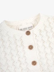 Crema - The Little Tailor Baby 100% Cotton Scallop Design Pointelle Cardigan - Imagen 6 de 7