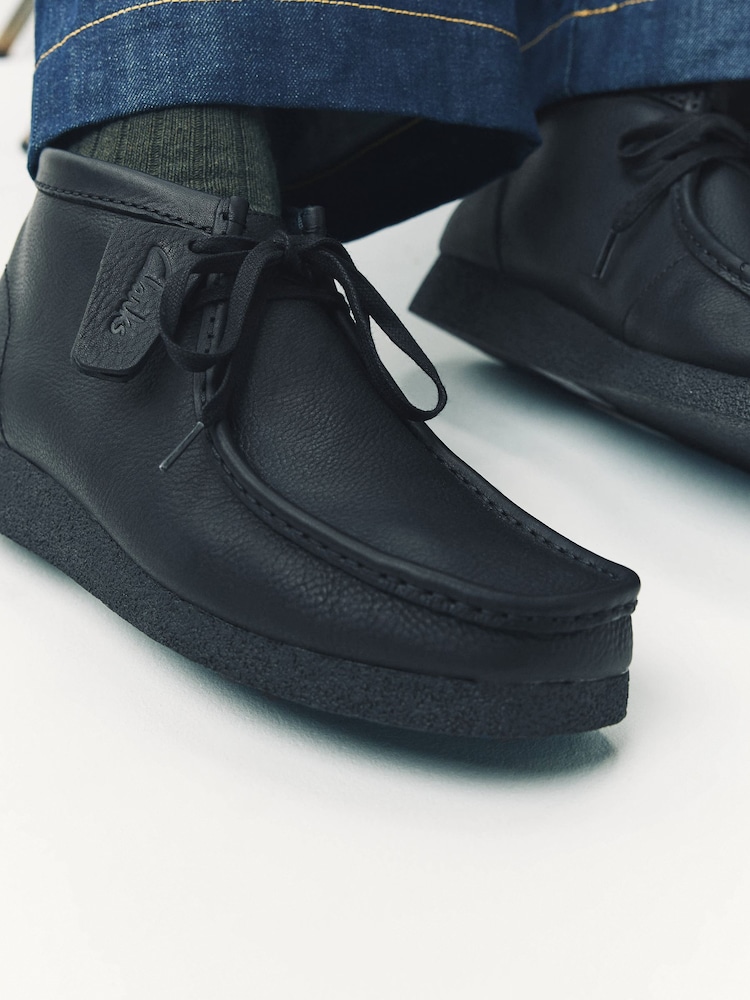 Clarks Black Leather Suede Wallabee Boots - Image 4 of 4