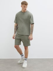 River Island Regular Fit Textured Crinkle Shorts - Image 3 of 4