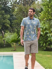 Weird Fish Cream Rayburn Flat Front Shorts - Image 5 of 7