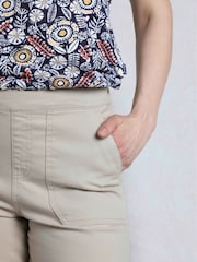 Weird Fish Cream Kinnie Summer Shorts - Image 3 of 7