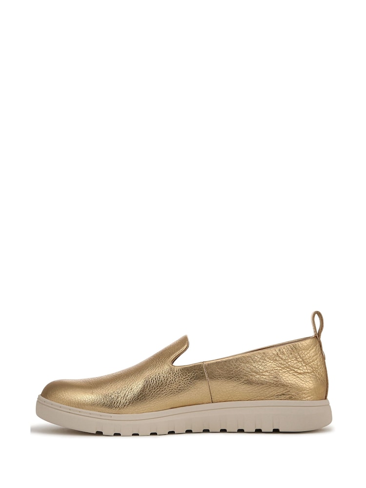 zlata (barva); zlato - Vionic mokasini standardnega kroja Uptown Willa Arch Support - Slika 2 iz 7