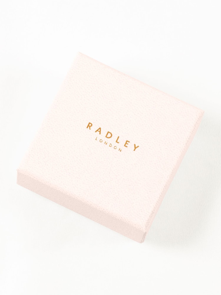 Radley 18ct Gold Tone Hanging Heart Earrings - صورة 4 من 4 Radley 18ct Gold Tone Hanging Heart Earrings - صورة 4 من 4