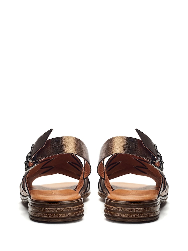 Moda in Pelle Sh Ionia Cross Strap Flat Leather Black Sandals - Image 4 of 5