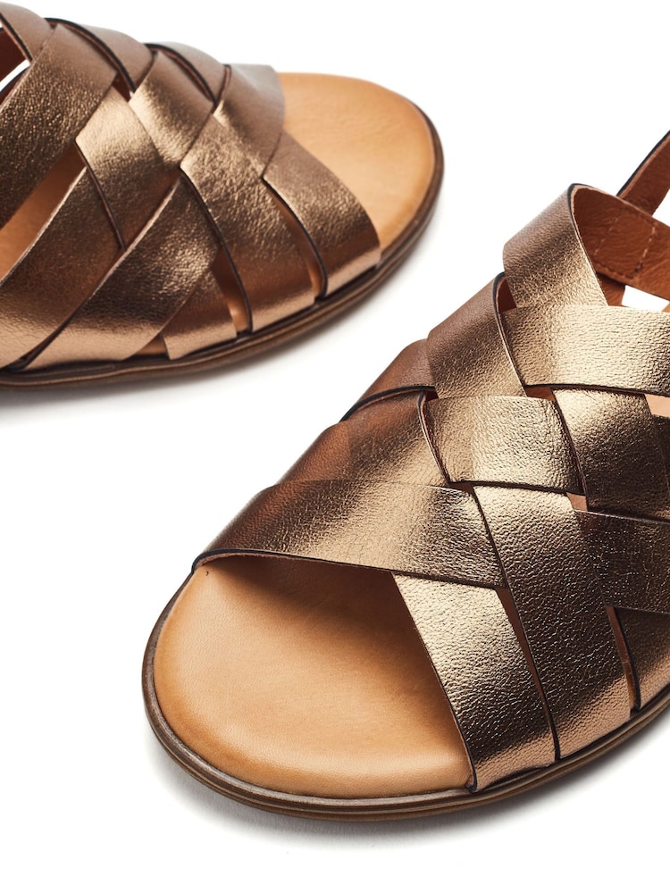 Dorado - Moda in Pelle Sh Ionia Cross Strap Flat Leather Sandals - Imagen 5 de 5 Dorado - Moda in Pelle Sh Ionia Cross Strap Flat Leather Sandals - Imagen 5 de 5