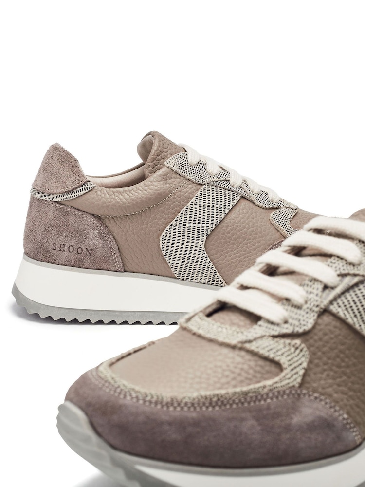 Moda in Pelle Eager Runner Style Leather White Trainers - Image 4 of 4