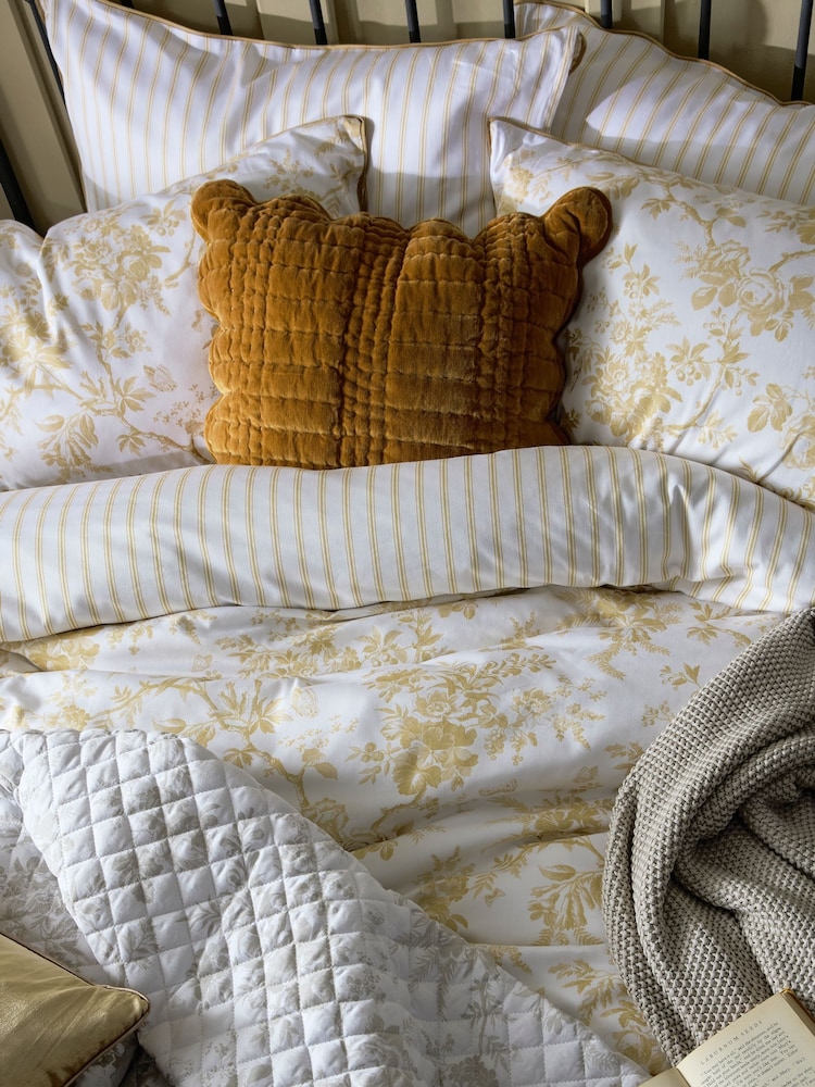 Laura Ashley Set of 2 Ochre Yellow Walled Garden 200 Thread Count Pillowcases - Image 2 of 4