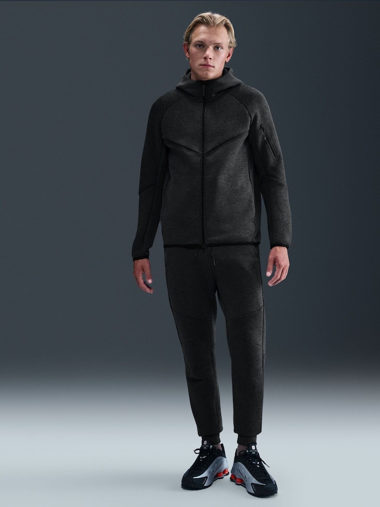 Črna Heather - Hlače za prosti čas iz flisa Nike Tech - Slika 2 iz 6 Črna Heather - Hlače za prosti čas iz flisa Nike Tech - Slika 2 iz 6