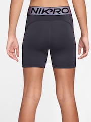 Nike Cave Purple Pro Dri-FIT Inch Shorts - Image 2 of 4