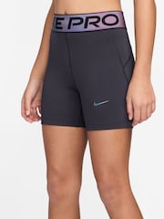 Nike Cave Purple Pro Dri-FIT Inch Shorts - Image 3 of 4