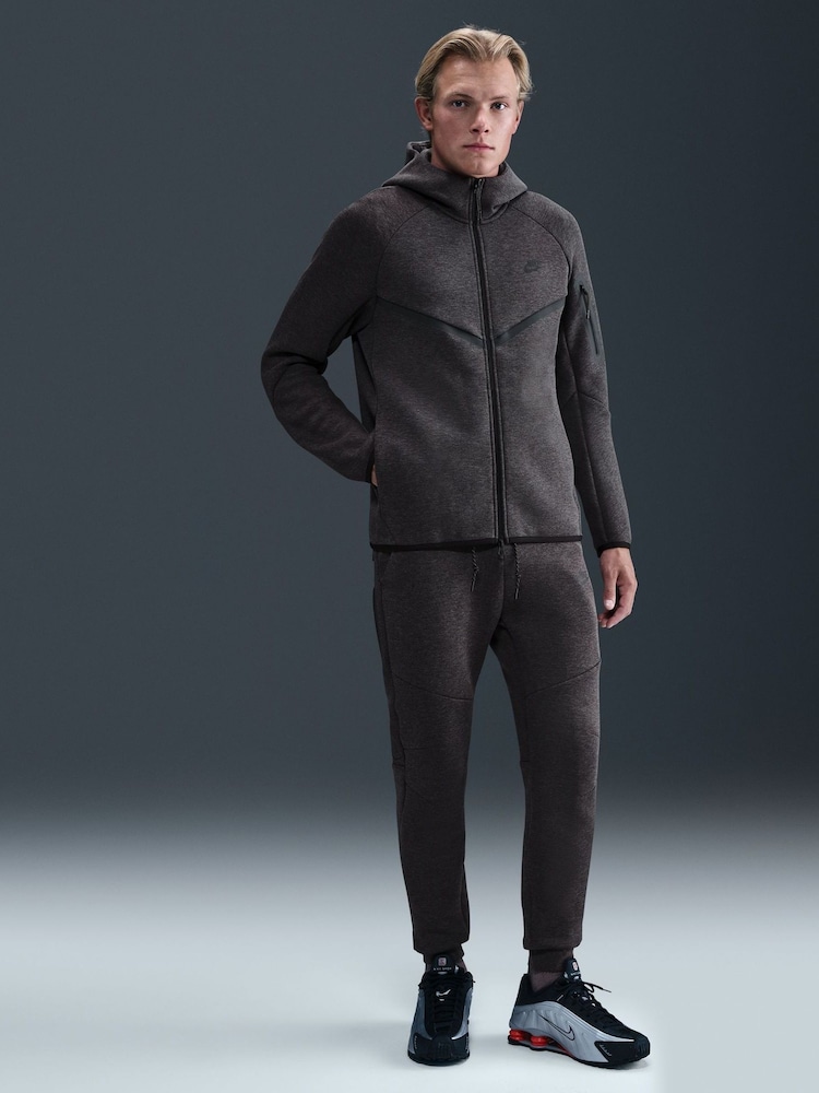 Nike Black Heather Tech Fleece Full-Zip Windrunner Hoodie - Image 2 of 5 Nike Black Heather Tech Fleece Full-Zip Windrunner Hoodie - Image 2 of 5
