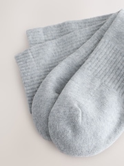Proud London Cushion Sole Ribbed Sport Ankle Socks 3 Pack With Arch Support - Image 6 of 6