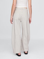 Gap Black/White Stripe High Rise Denim Stripe Horseshoe Jeans - Image 2 of 5