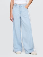 Gap Blue Mid Rise UltraSoft Baggy Jeans - Image 1 of 6