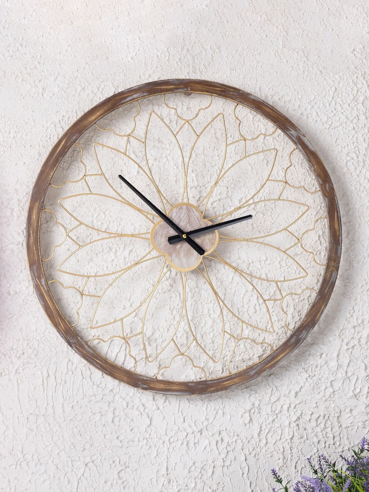 Charles Bentley Natural Wood Ullswater Wood Effect Garden Wall Clock - Image 1 of 1