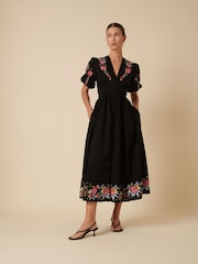 Nobodys Child Black Petite Starlight Short Sleeve Midi Dress Loraya Conversation - Image 1 of 5